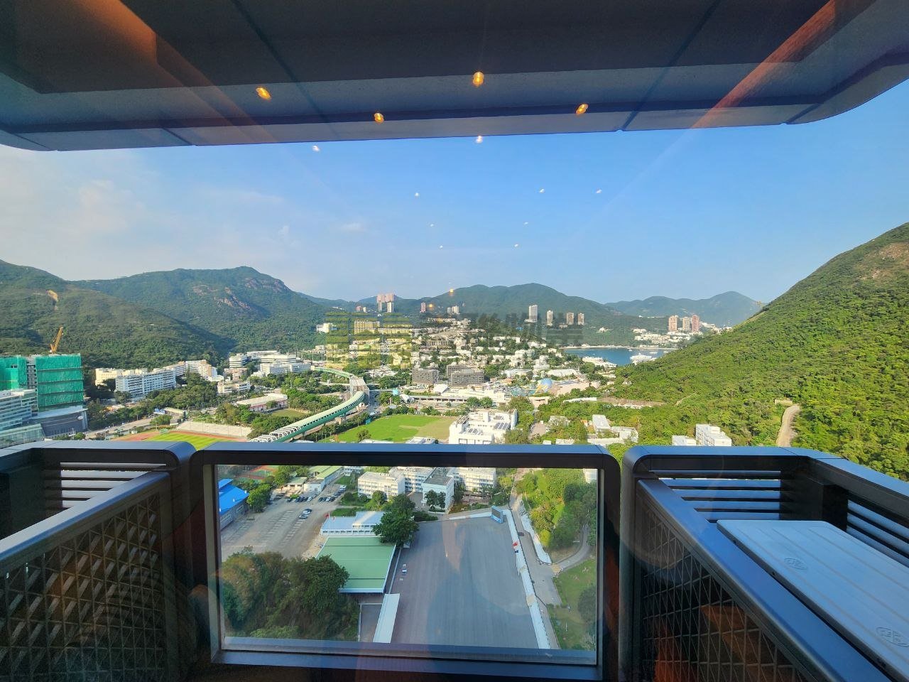 THE SOUTHSIDE PH 04 LA MONTAGNE TWR 01B Wong Chuk Hang H 1847514 For Buy