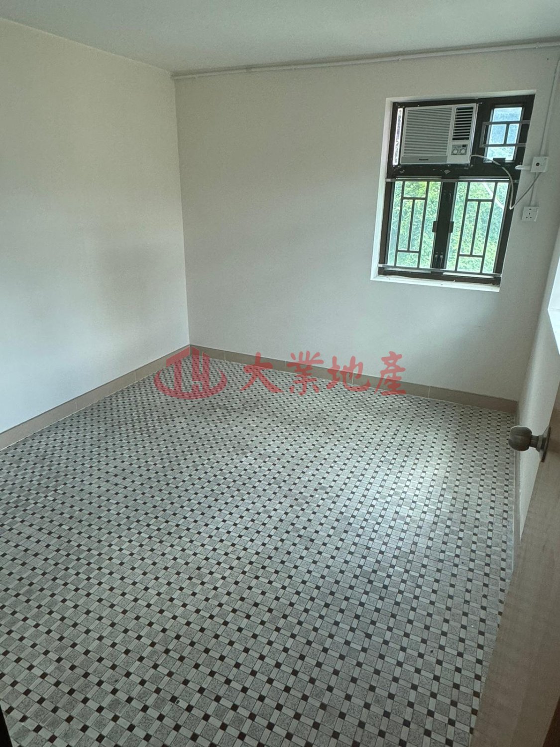 PING CHE Fan Ling L 012433 For Buy