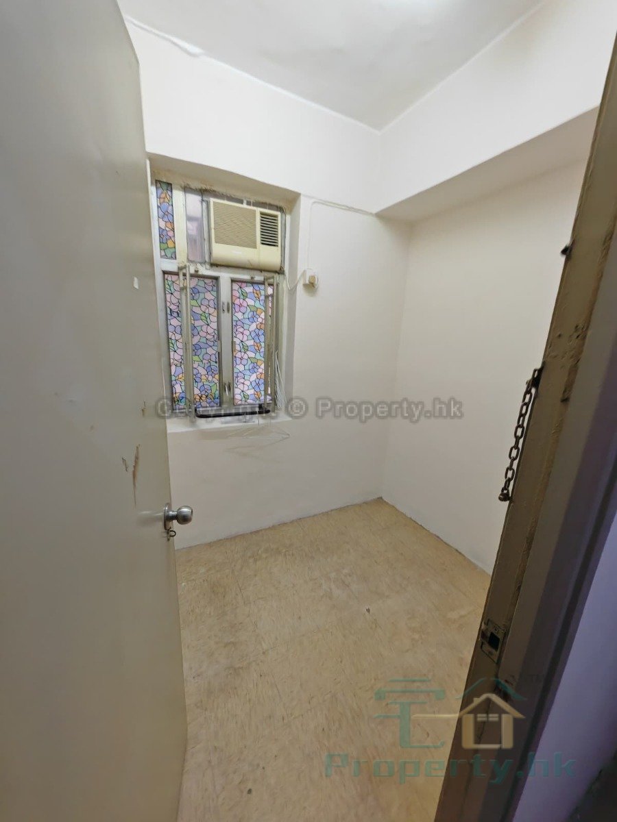 WING HONG ST 50 Cheung Sha Wan M 1823850 For Buy