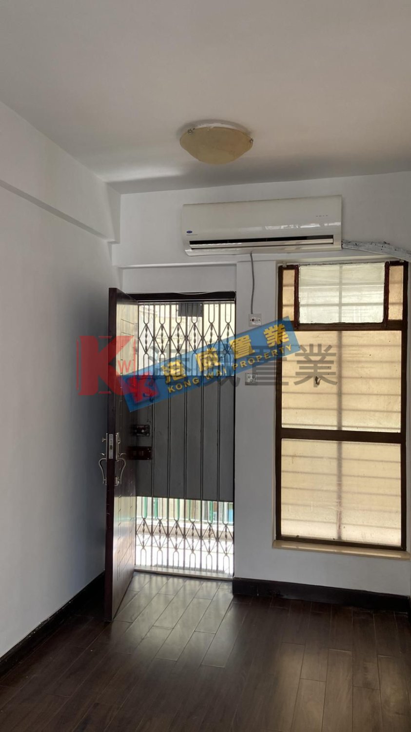 YING FUK BLDG Sham Shui Po M U012775 For Buy