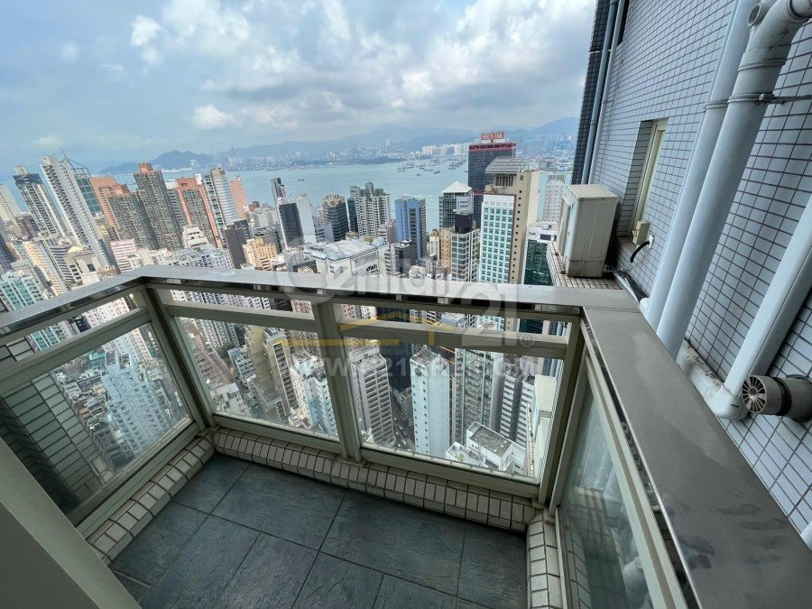 CENTRESTAGE TWR 02 Sheung Wan H A273250 For Buy
