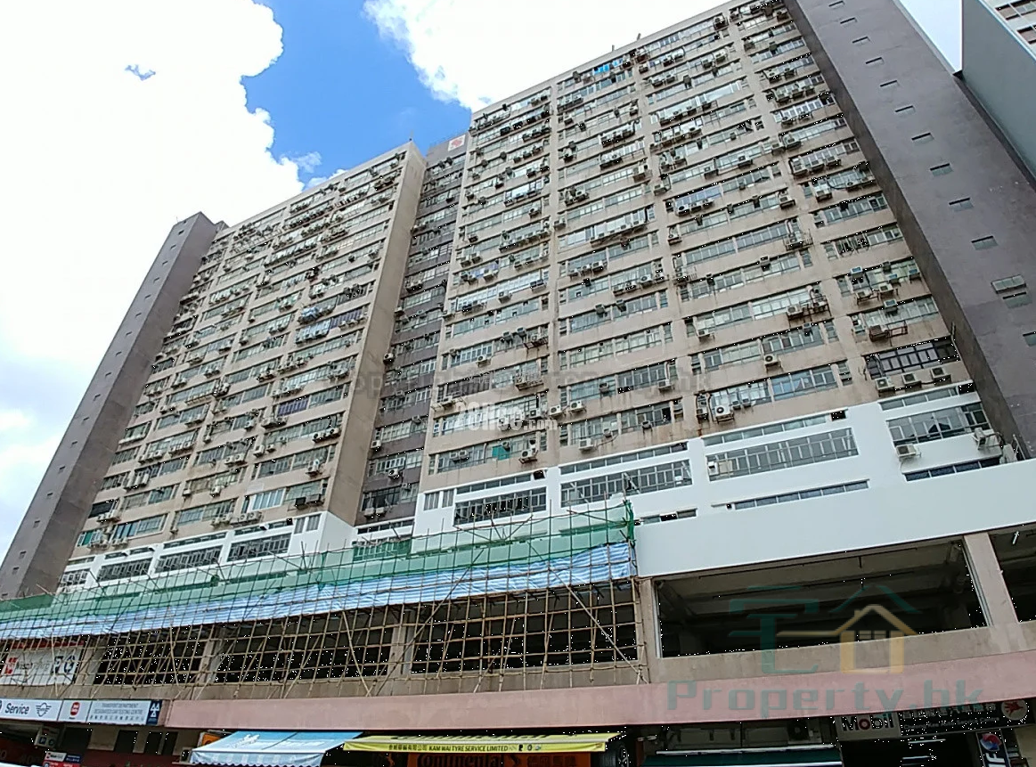 FUNG YIP ST 12 Chai Wan 1805548 For Buy
