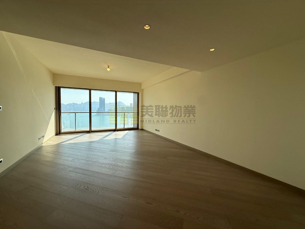 PANO HARBOUR TWR 02 Kai Tak H 1823292 For Buy