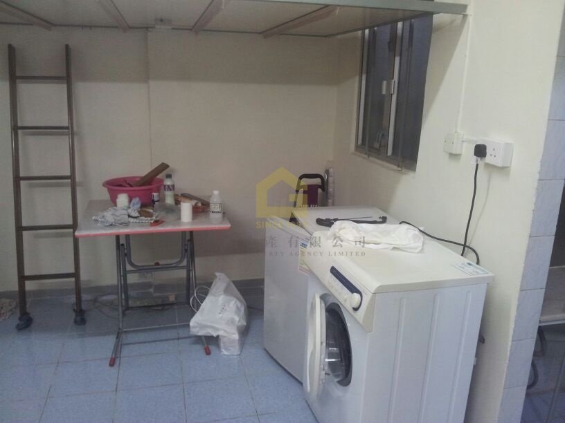 LUEN HOP BLDG Wang Tau Hom L C176319 For Buy