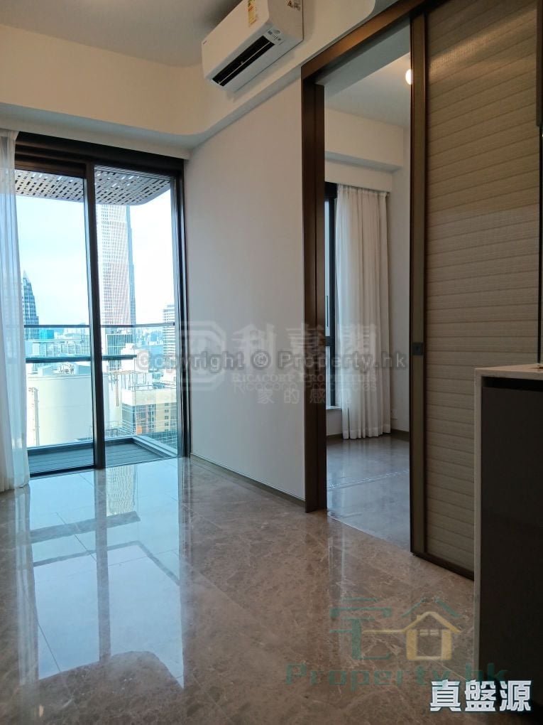 CAINE HILL Sheung Wan L 1835588 For Buy