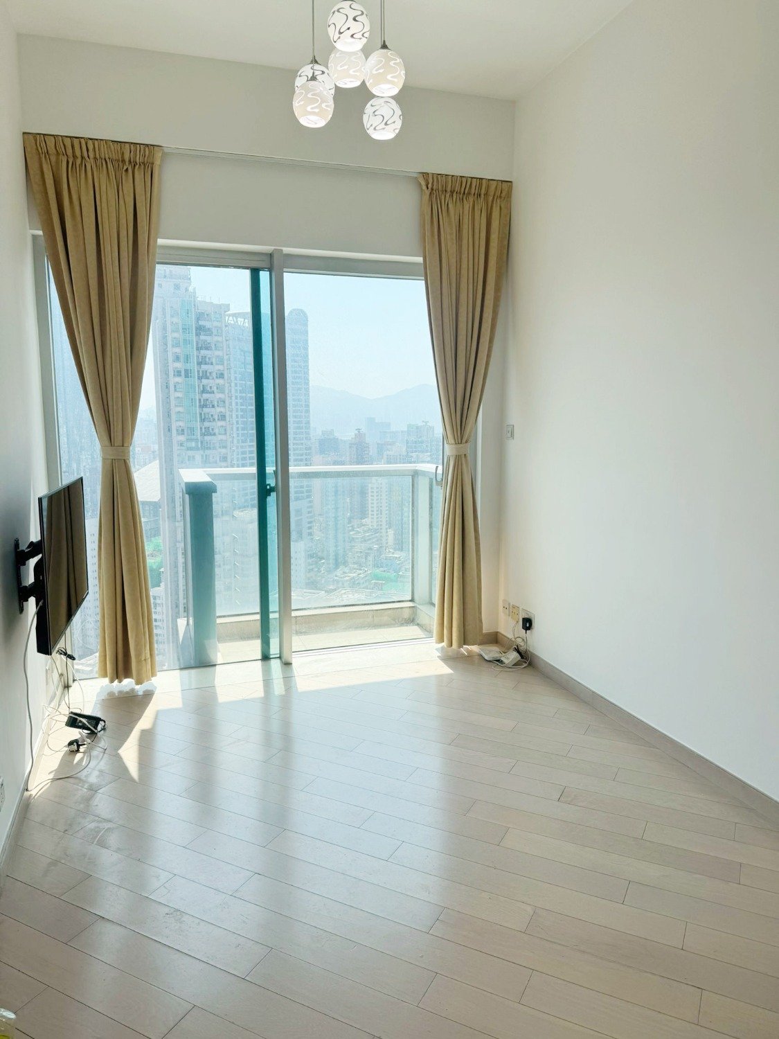 LIME STARDOM Tai Kok Tsui H 1822786 For Buy