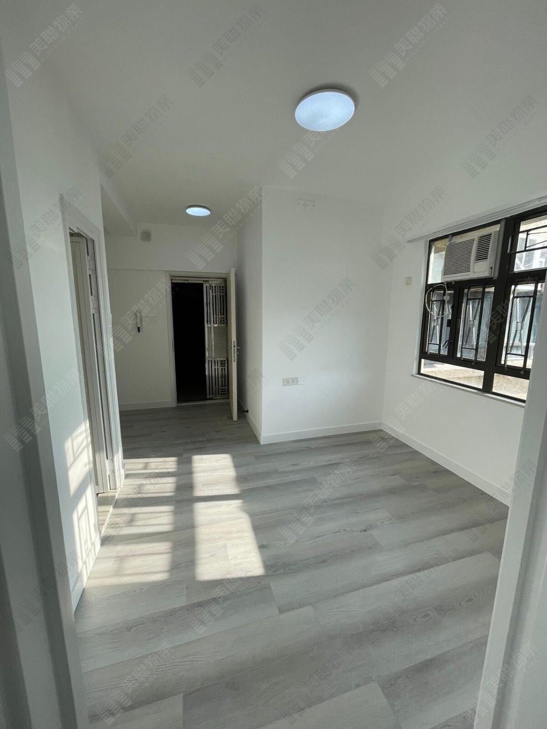 WAI WAH CTR BLK 01 Shatin L 1811144 For Buy