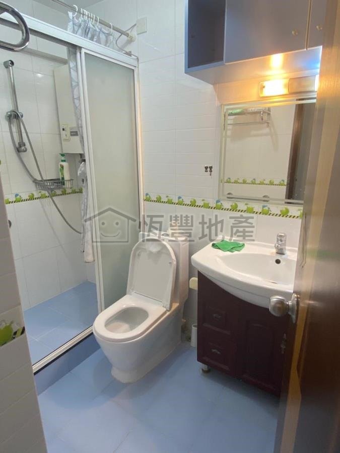 YAN TSUI COURT BLK B YAN WAH HSE (HOS) Chai Wan M W023692 For Buy