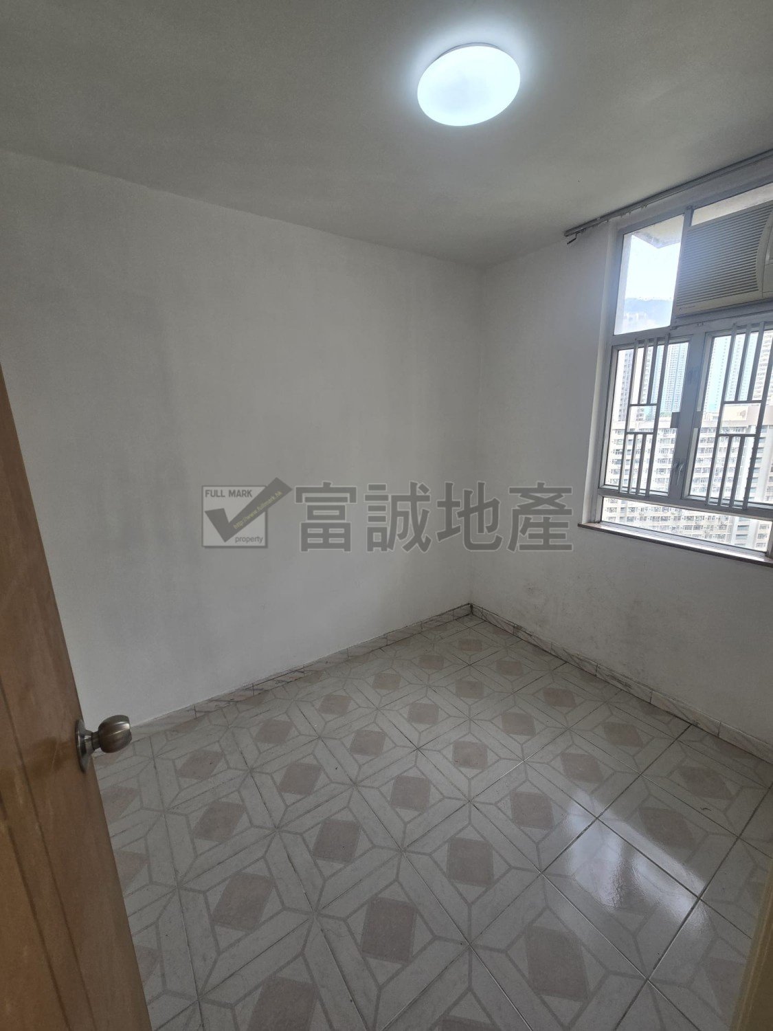 LUNG POON COURT  Diamond Hill H T125341 For Buy
