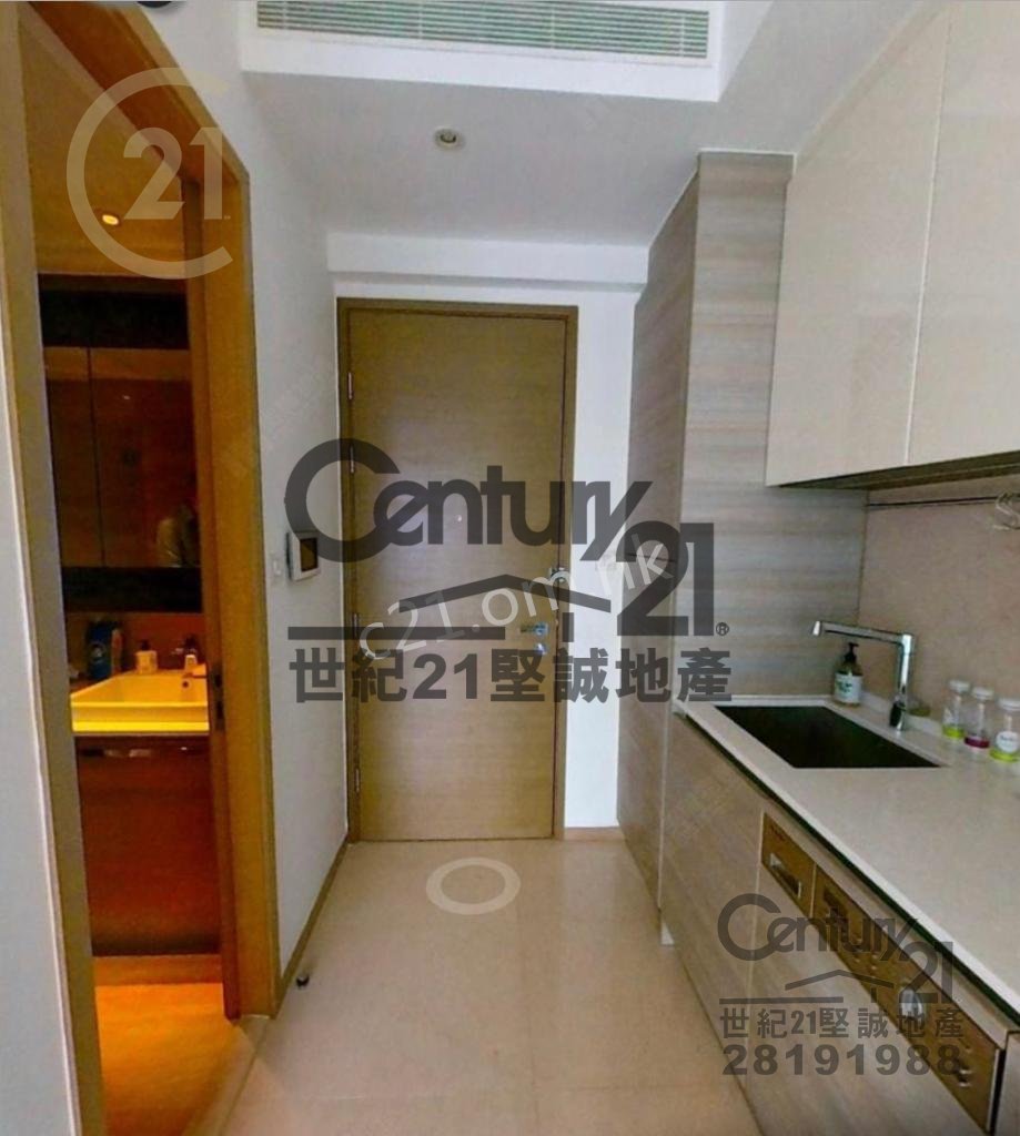 THE SUMMA TWR 02 Sai Ying Pun H K054396 For Buy