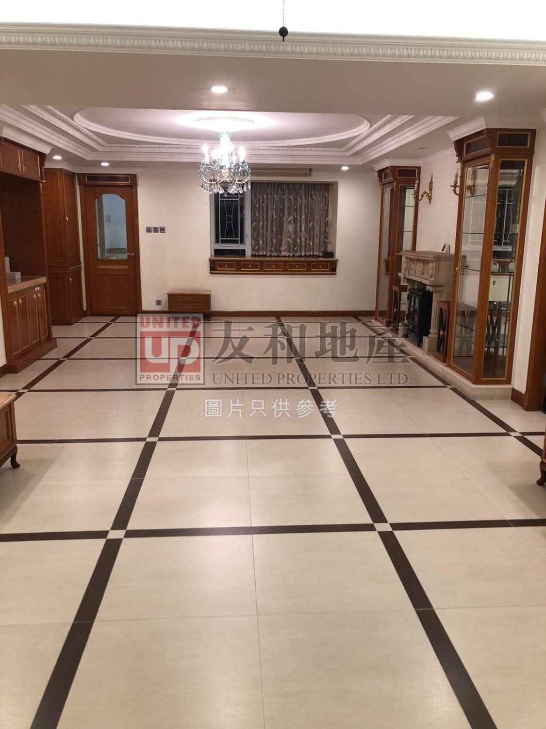 VILLAGE GDNS BLK B09 MAYFIELD Shek Kip Mei H K129356 For Buy