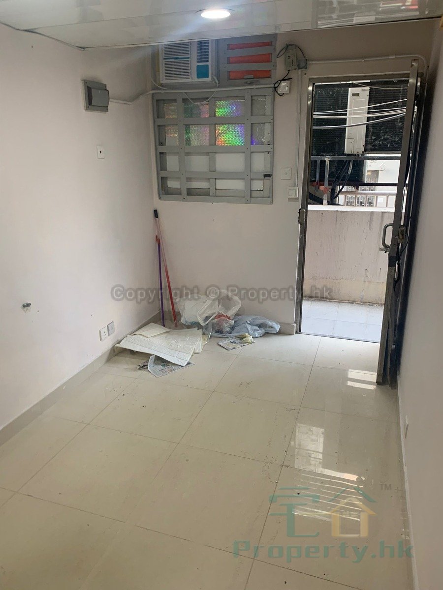 KAM YUCK BLDG Shek Kip Mei 1823882 For Buy