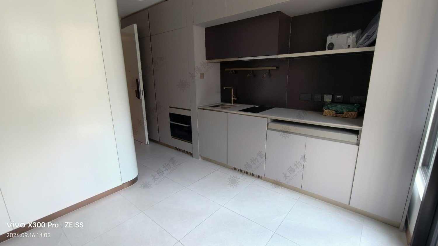 BAKER CIRCLE DOVER Hunghom M 1884666 For Buy