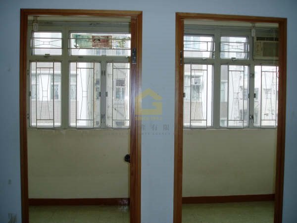 TSUI FUNG ST 48 Wong Tai Sin L Y120158 For Buy