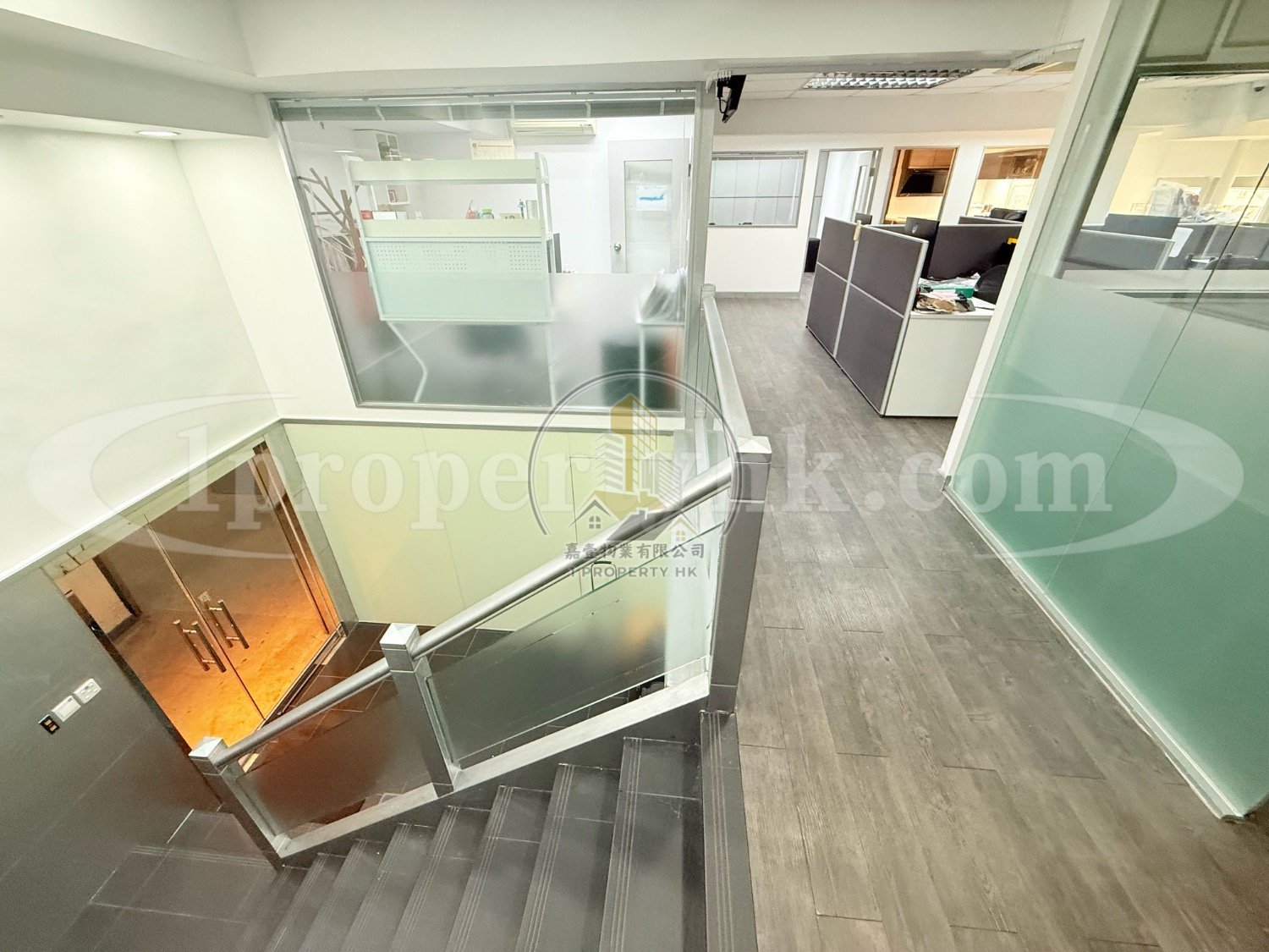 METRO CTR II Kowloon Bay 1812448 For Buy