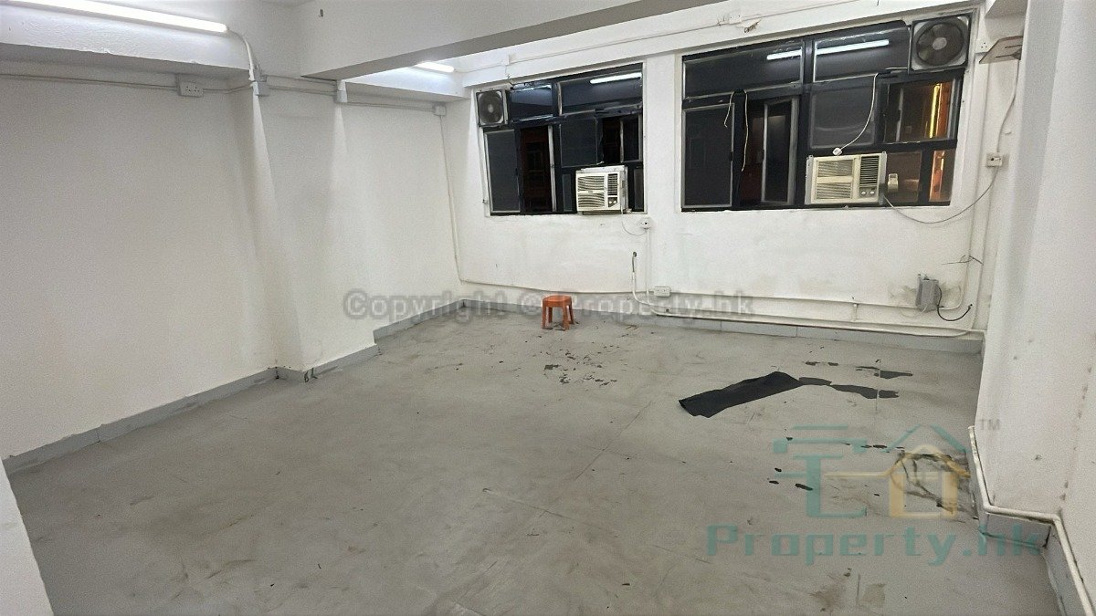 TUNG CHOI ST 188 Mong Kok L B653801 For Buy