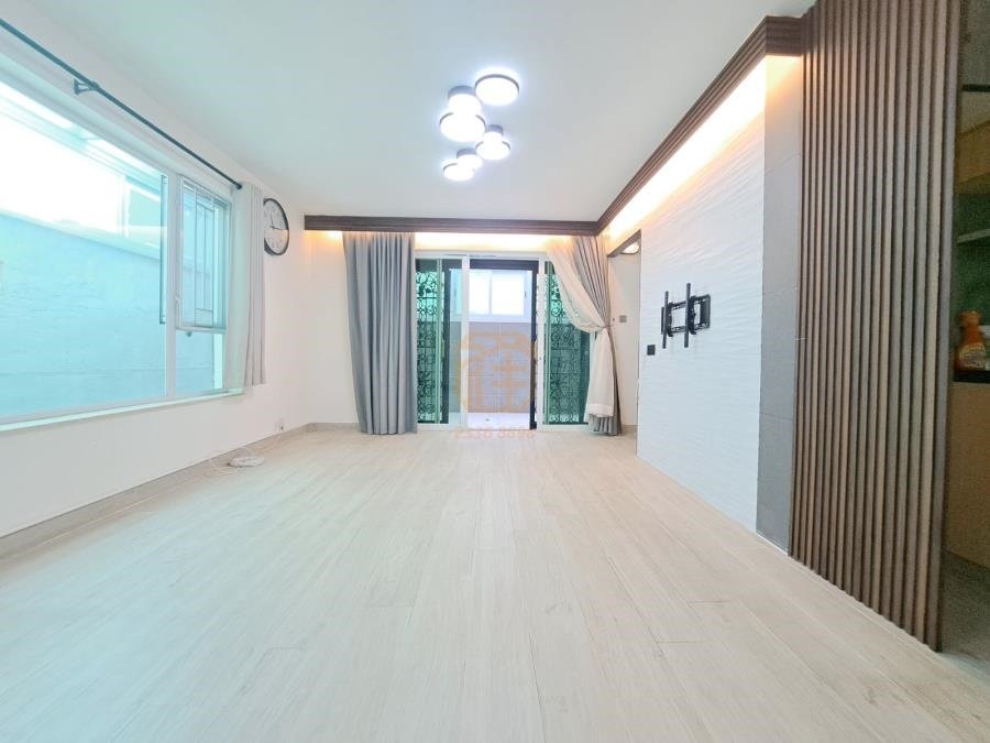 LO TSZ Tai Po L B003705 For Buy