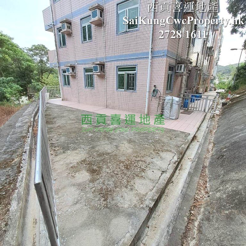 G/F with Garden*Quiet & Convenient Sai Kung G 004668 For Buy