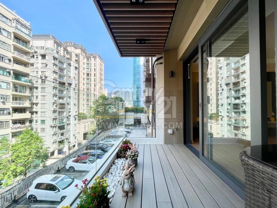 MOON FAIR MANS Mid-Levels East L E165463 For Buy