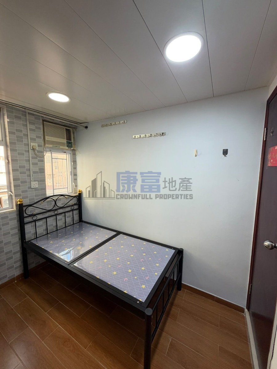 洋樓套房，乾淨企理，東南窗光猛 相片 2