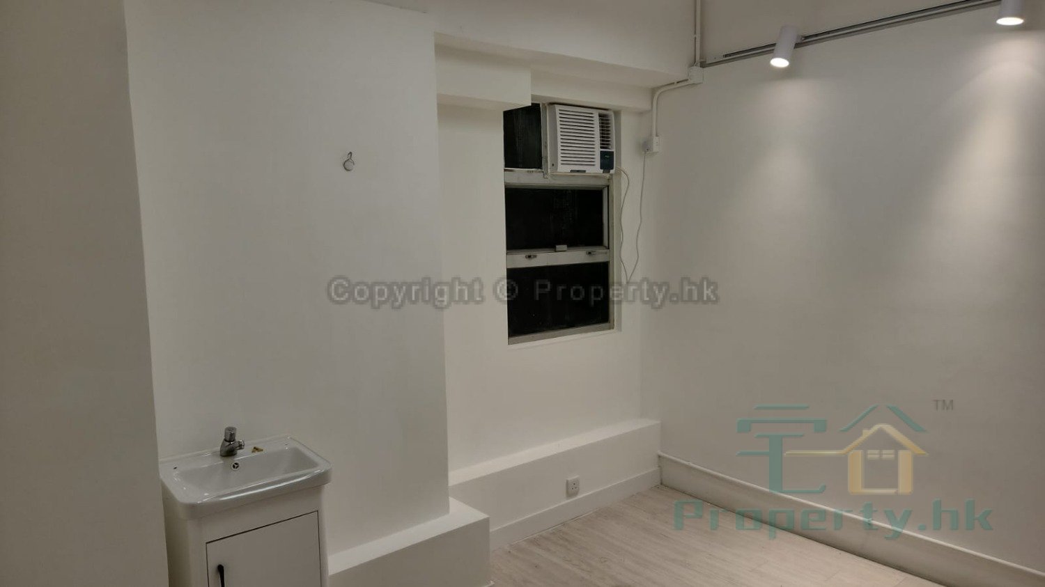 HONG KONG IND CTR BLK B Cheung Sha Wan 1826706 For Buy