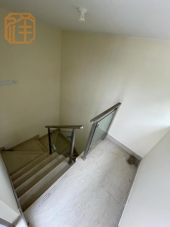 CHEK NAI Shatin H B000683 For Buy