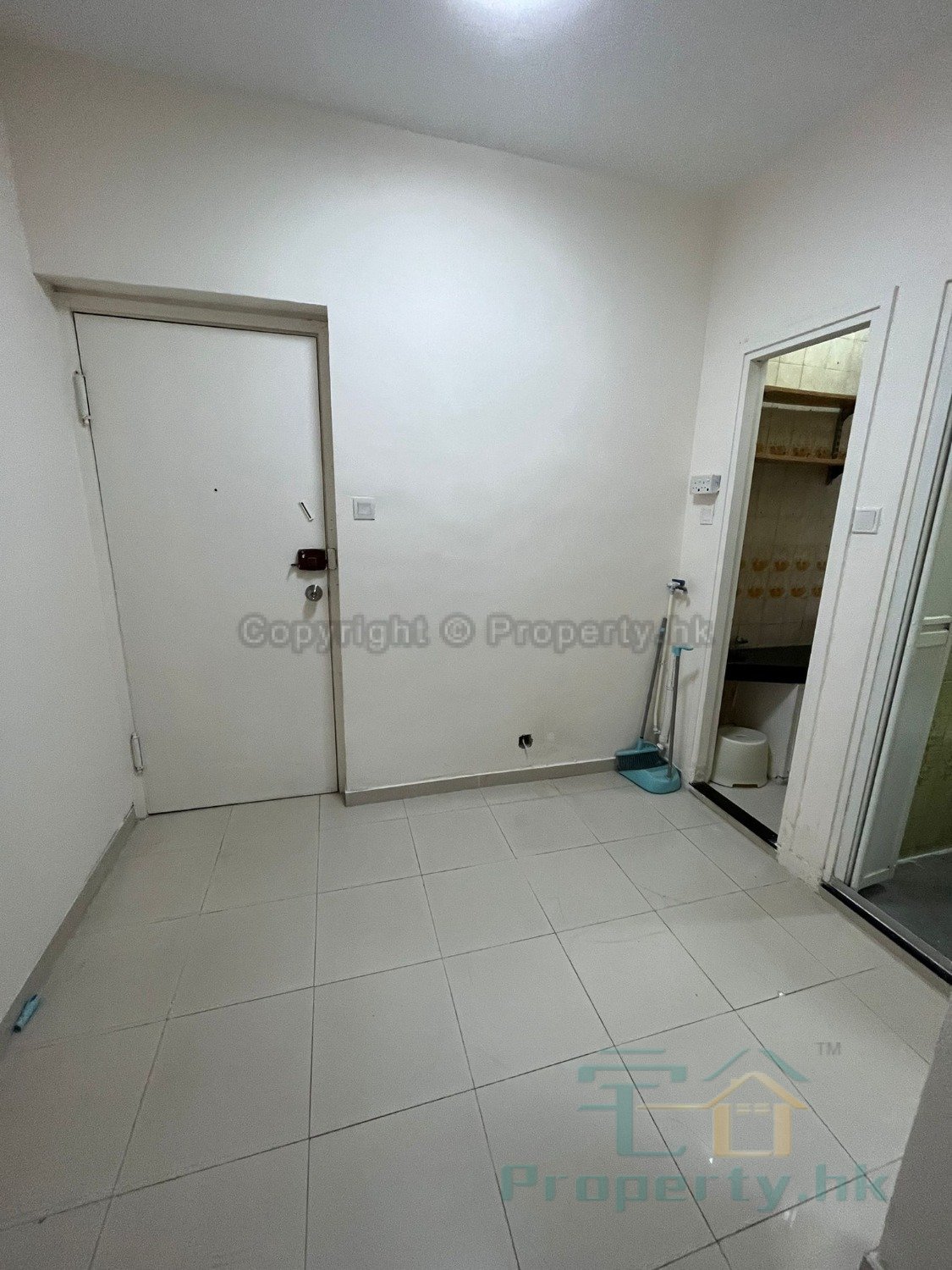 LUN MAY BLDG Cheung Sha Wan M 1819856 For Buy