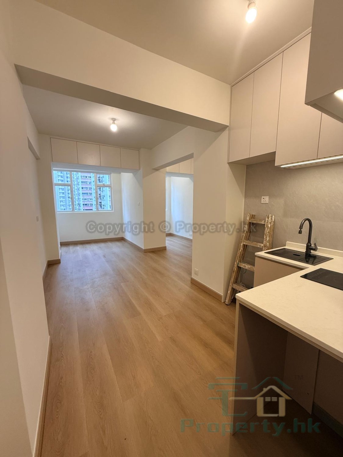 YICK FAT BLDG Quarry Bay C523995 For Buy