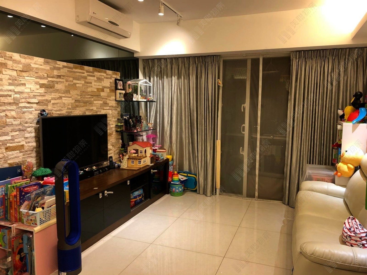 LOHAS PARK PH 03 HEMERA TWR 02 Tseung Kwan O H 1800152 For Buy