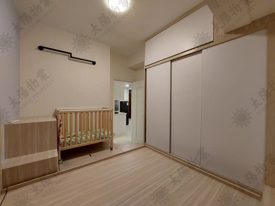 ROYAL PENINSULA BLK 03 Hunghom H W087119 For Buy