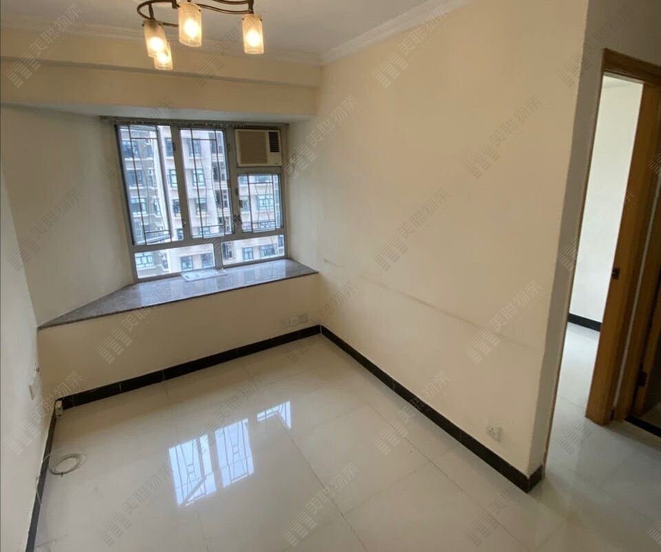 HILTON PLAZA BLK A Shatin H 1837888 For Buy