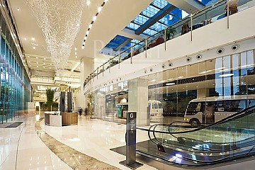 Manulife Financial Ctr (宏利金融中心) 