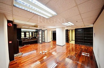 Sheung Wan Office, O.t.b Building