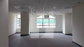 Kai Tak Com Bldg (啟德商業大廈) 