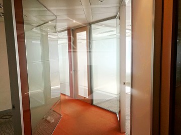 THE CENTER (中環中心) 