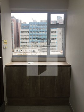 Kwai Chung Industrial, Mai Wah Industrial Building