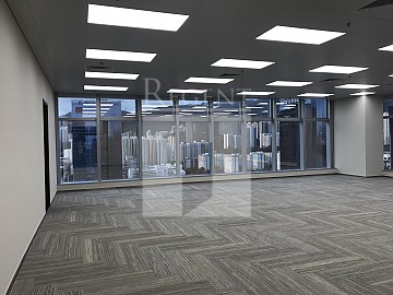 YHC TWR (恩浩國際中心) 