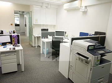 North Point Office, At Tower