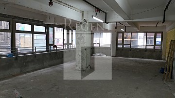观塘工业大厦, 大强货仓