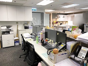 Fu Fai Com Ctr (富輝商業中心) 