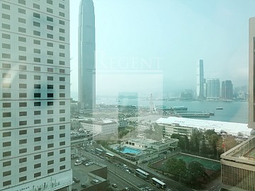 Far East Finance Ctr (遠東金融中心) 