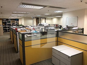 New World Twr I (新世界大廈 第01座) 