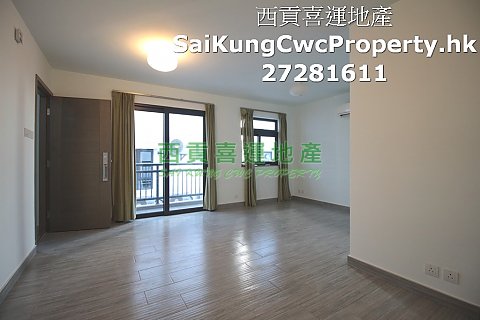 1/F with Balcony*Convenient Location Sai Kung 021563 For Buy