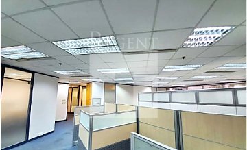 Sino Plaza (信和廣場) 