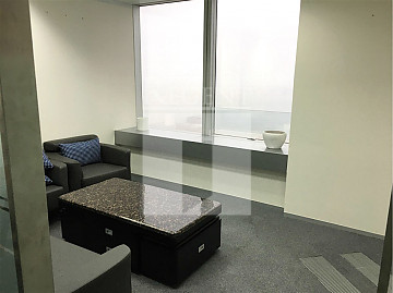 The Center (中環中心) 