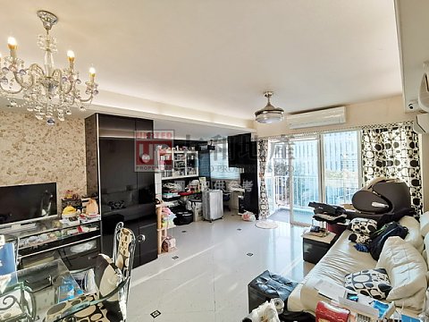 PHOENIX COURT Kowloon Tong H T135749 For Buy