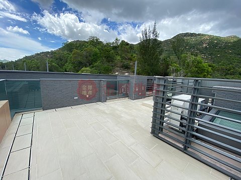 滿名山 山庭 洋房
