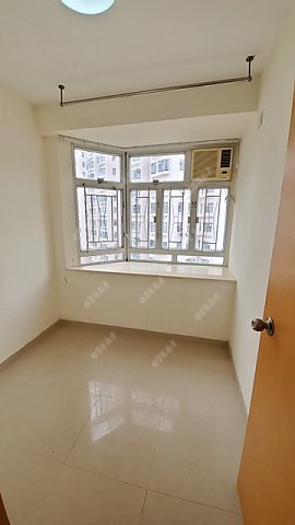 荃灣中心 荃灣中心
