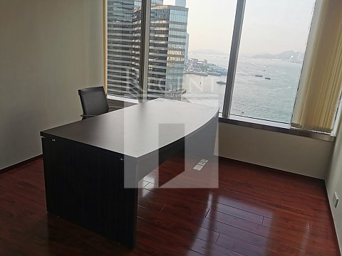 CONVENTION PLAZA OFFICE TWR              (會展廣場 辦公大樓       ) 