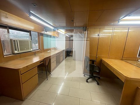 ON HO IND BLDG (安豪工業大廈) 